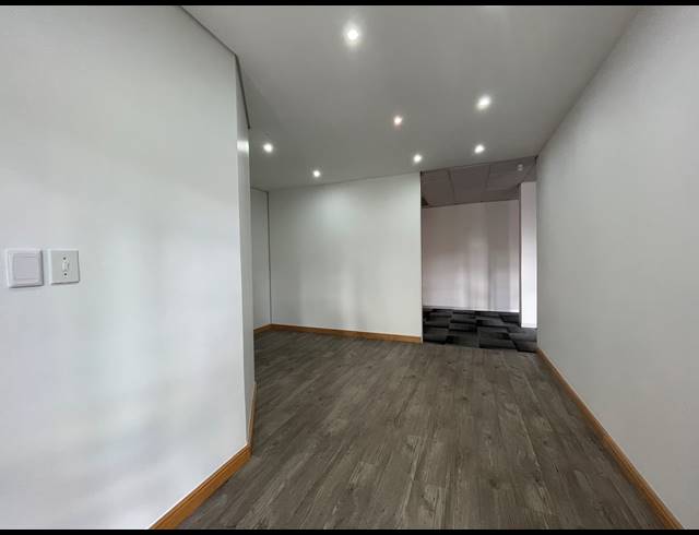 489M² OFFICE TO LET IN SANDTON CENTRAL